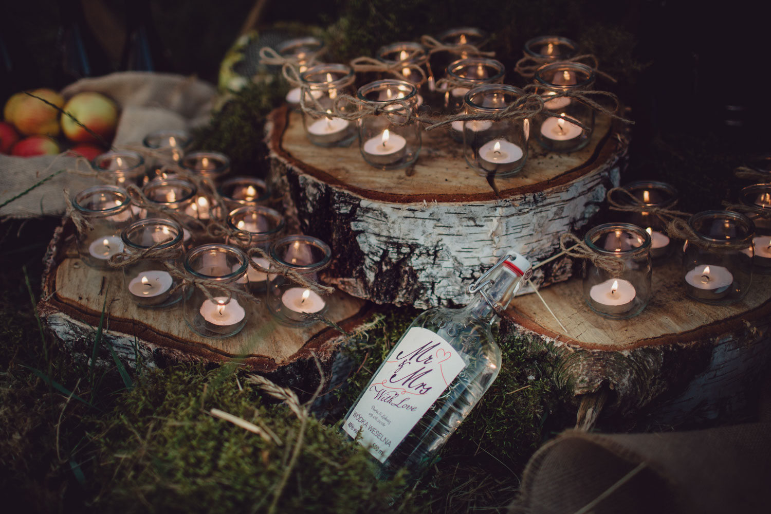 Rustykalna sesja ślubna w starej stodole | Daria i Łukaszna