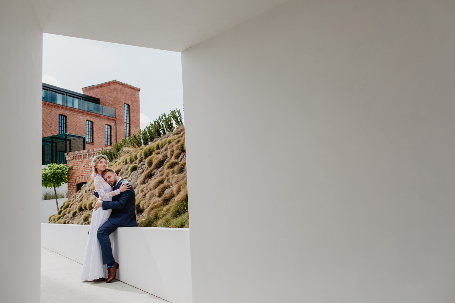 Sesja ślubna Aśki i Tomka w Hotelu Gorzelnia | Fotografia ślubna