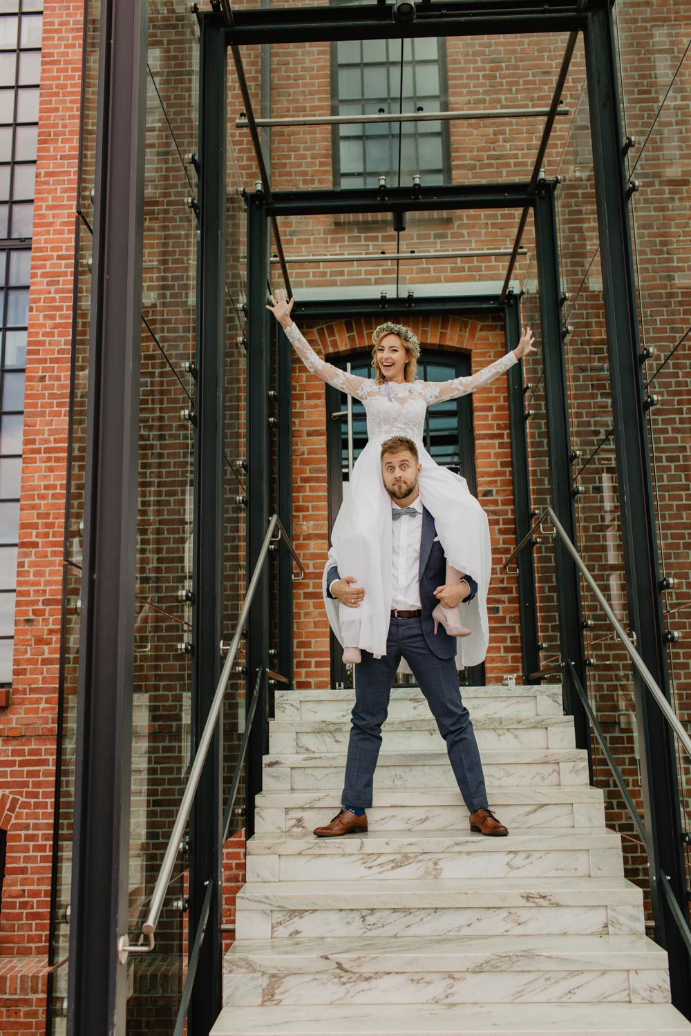 Sesja ślubna Aśki i Tomka w Hotelu Gorzelnia | Fotografia ślubna