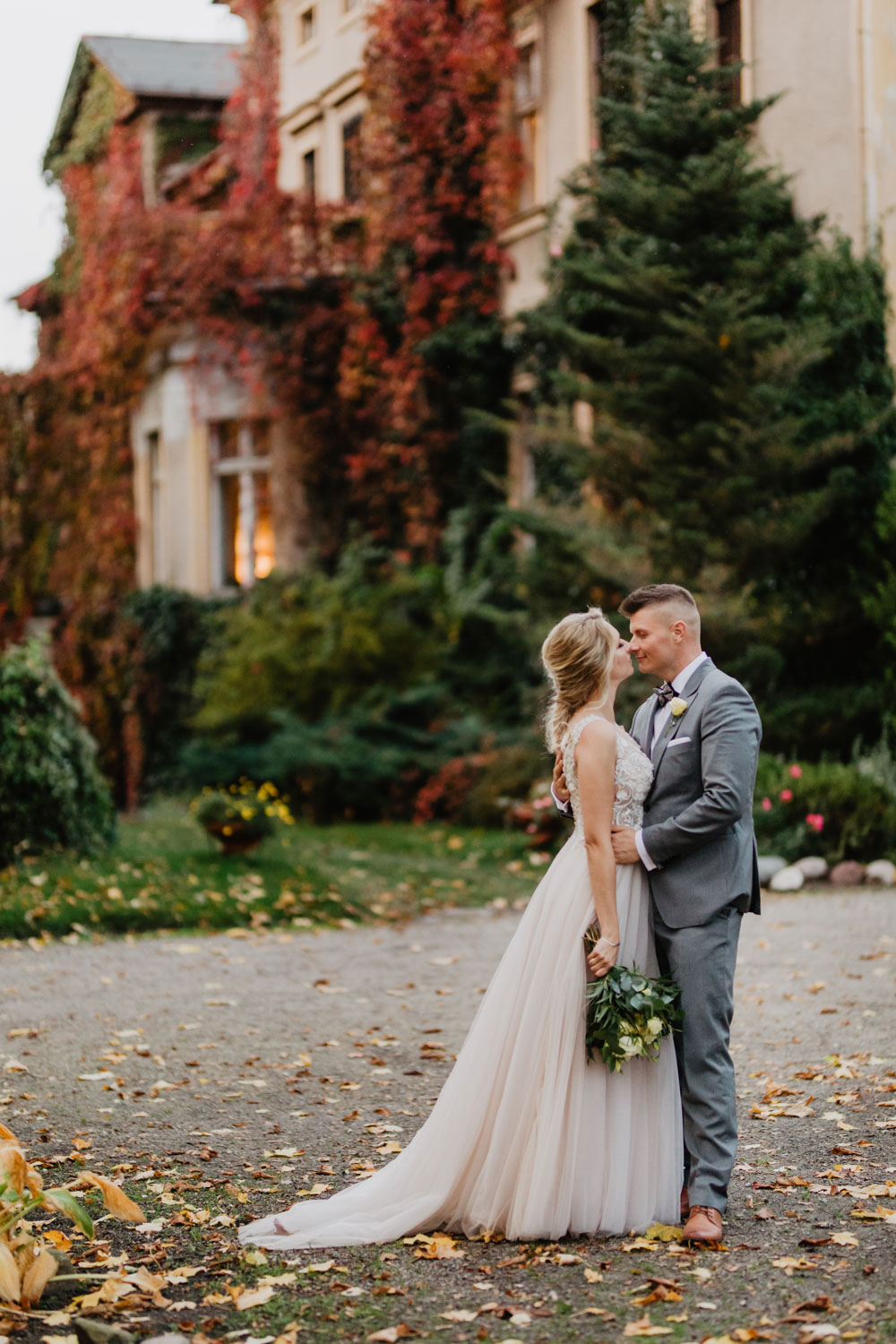 Sesja ślubna w Palmiarni oraz w Pałacu Baborówko | Magdalena i Karol