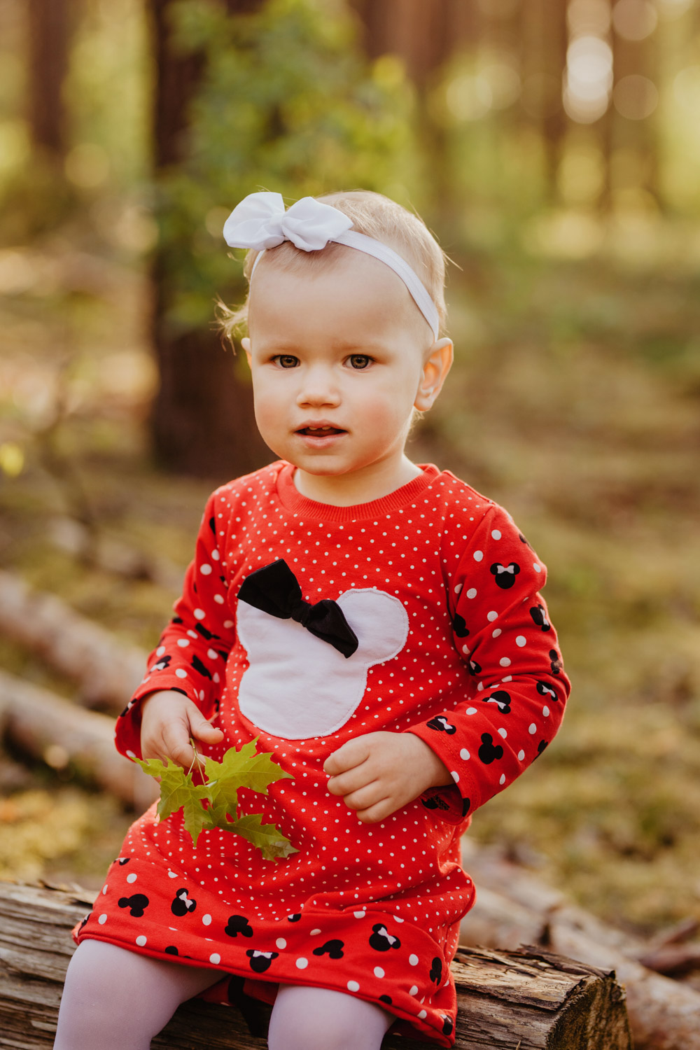 Sesja rodzinna w kwitnącym sadzie | fotografia dziecięca | Iga Ola Anita i Kuba
