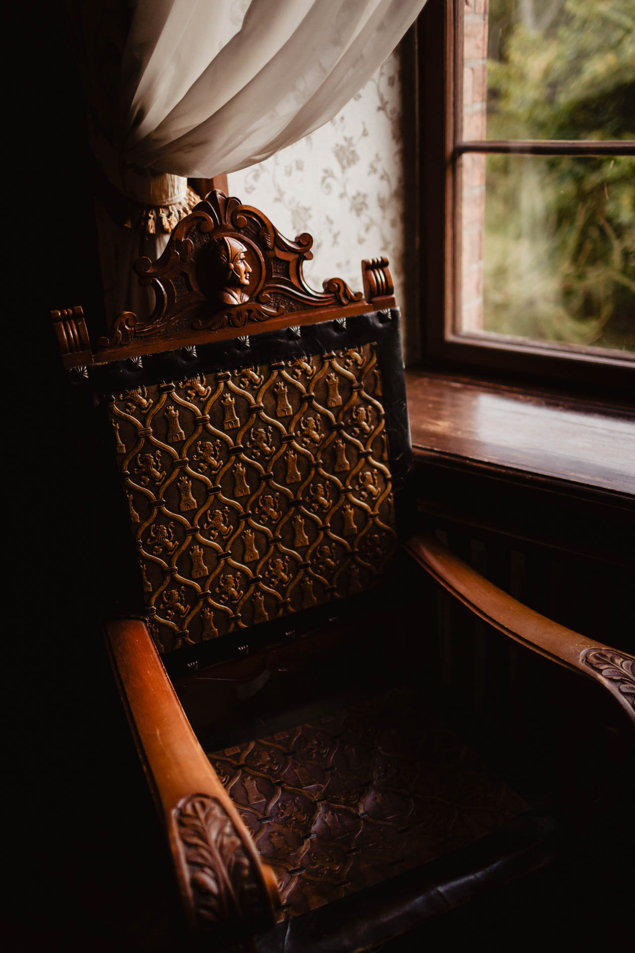 Sesja ślubna w Zamku w Rzucewie nad morzem | Patrycja i Ariel