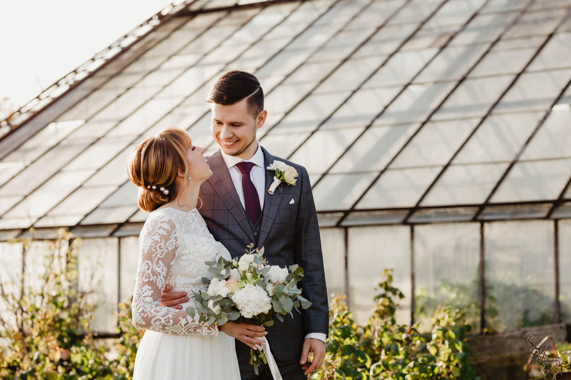 Ślub w czasach pandemii i romantyczna sesja w szklarni | Oliwia i Tomek