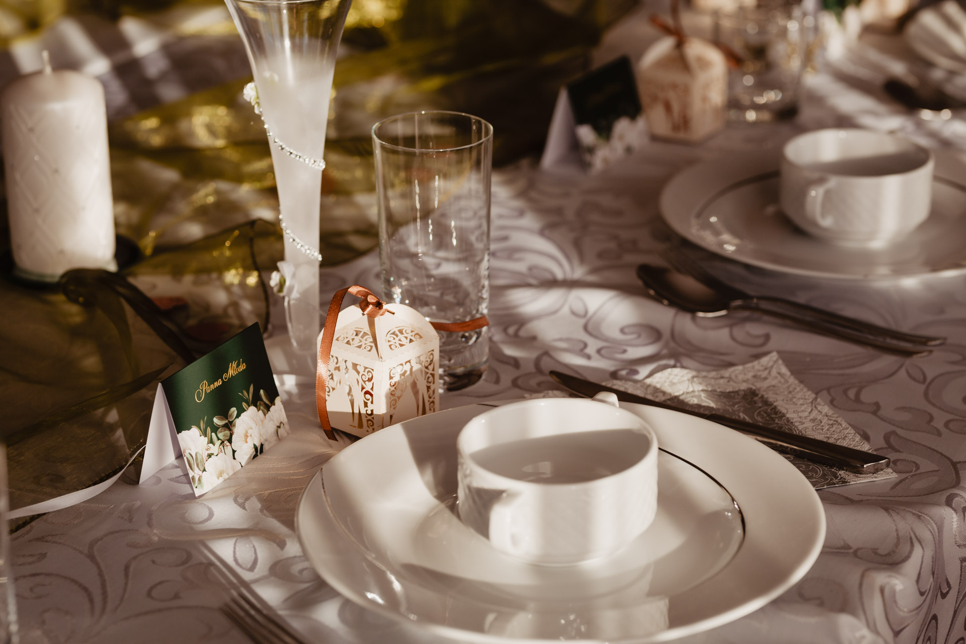 Ślub w czasach pandemii i romantyczna sesja w szklarni | Oliwia i Tomek