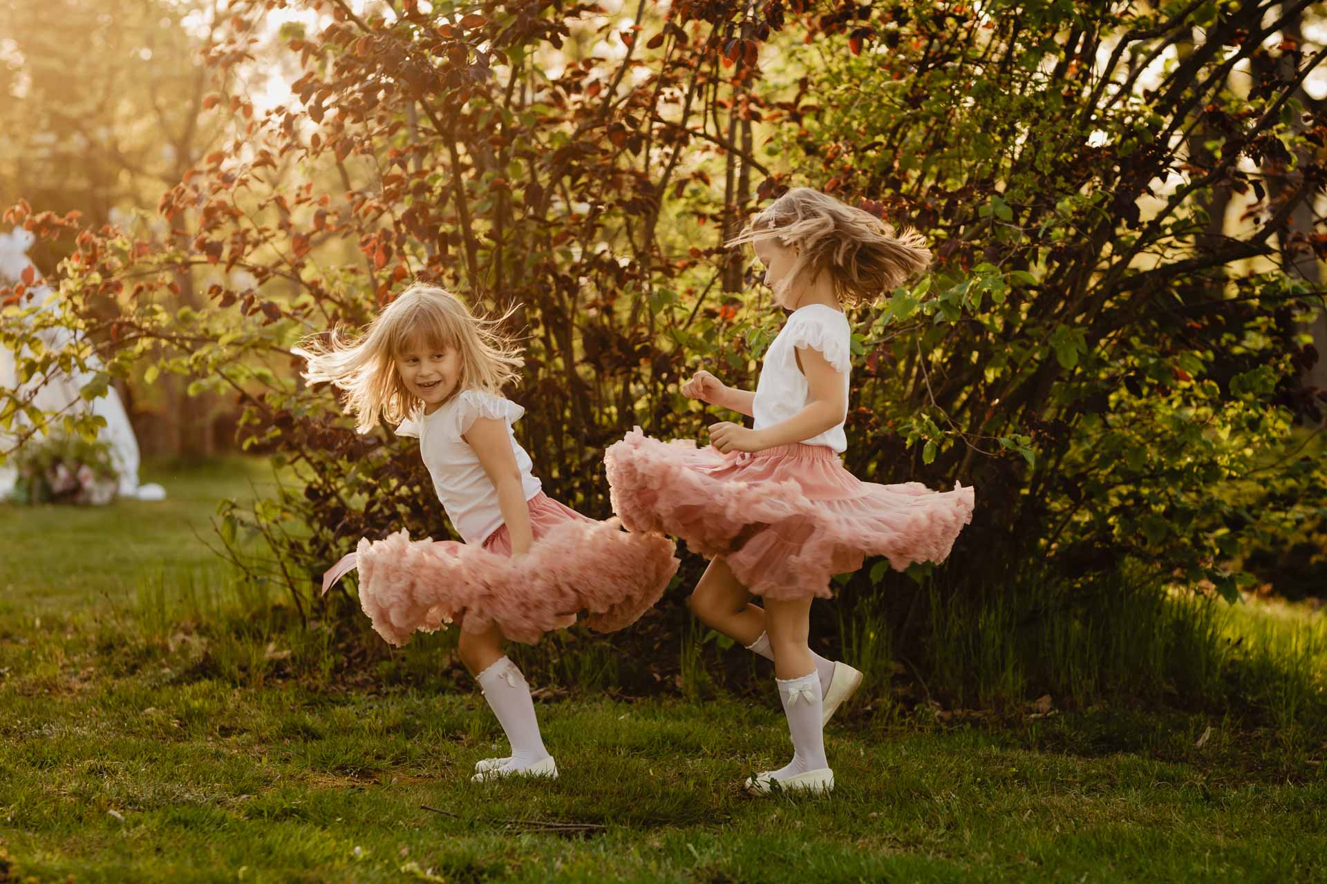 Sesja rodzinna wśród kwitnących magnolii